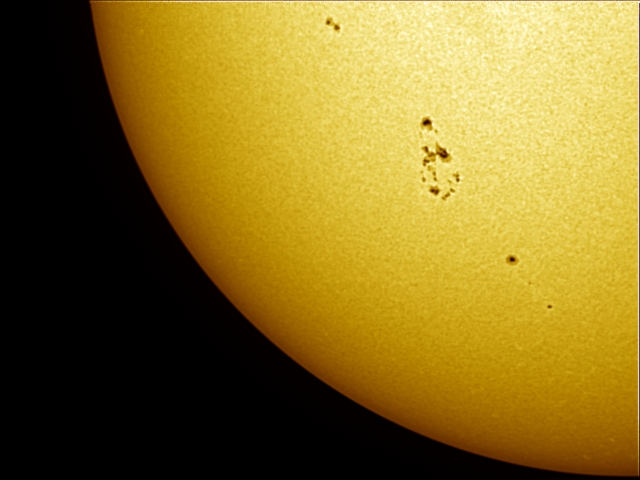 17 37 17 Surface 40 Sharp15 B0.0 C1.2 S13 N39 SUN